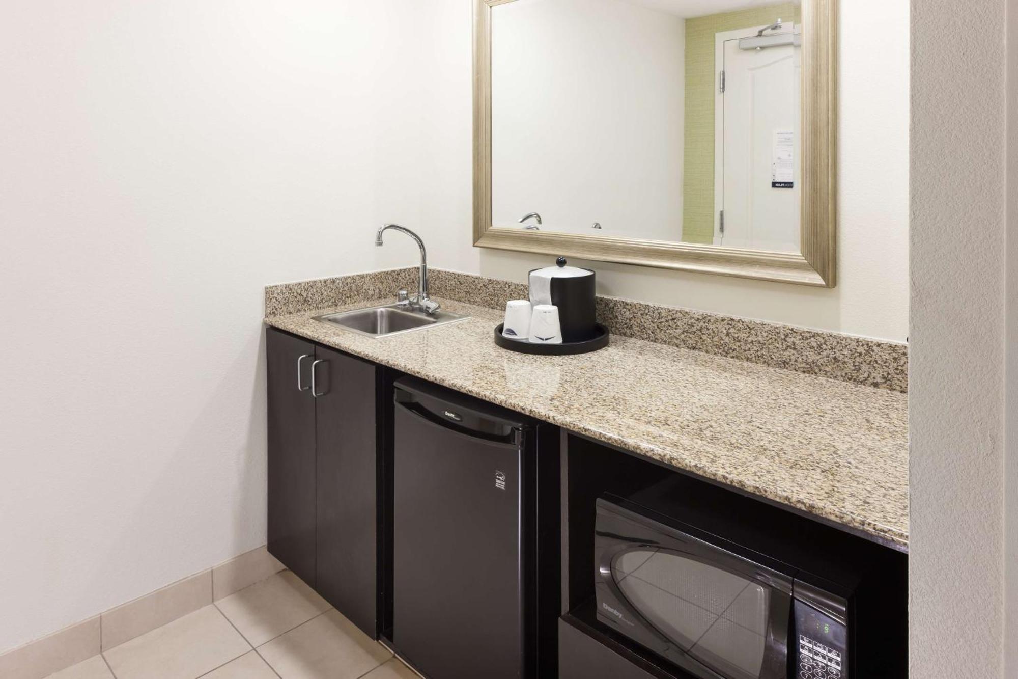 Hampton Inn & Suites Gainesville Downtown Esterno foto