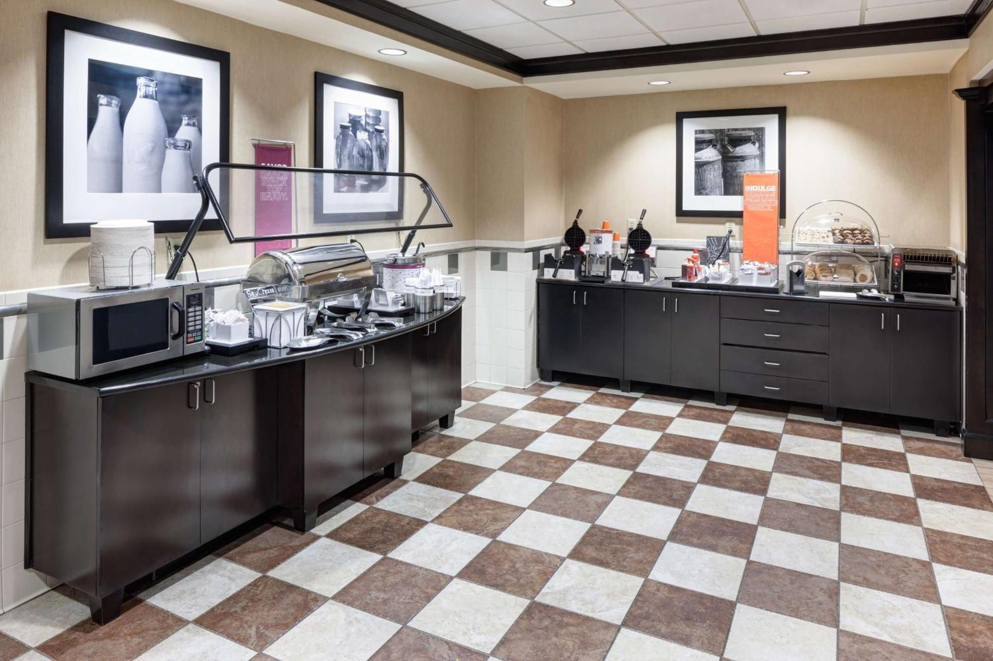 Hampton Inn & Suites Gainesville Downtown Esterno foto
