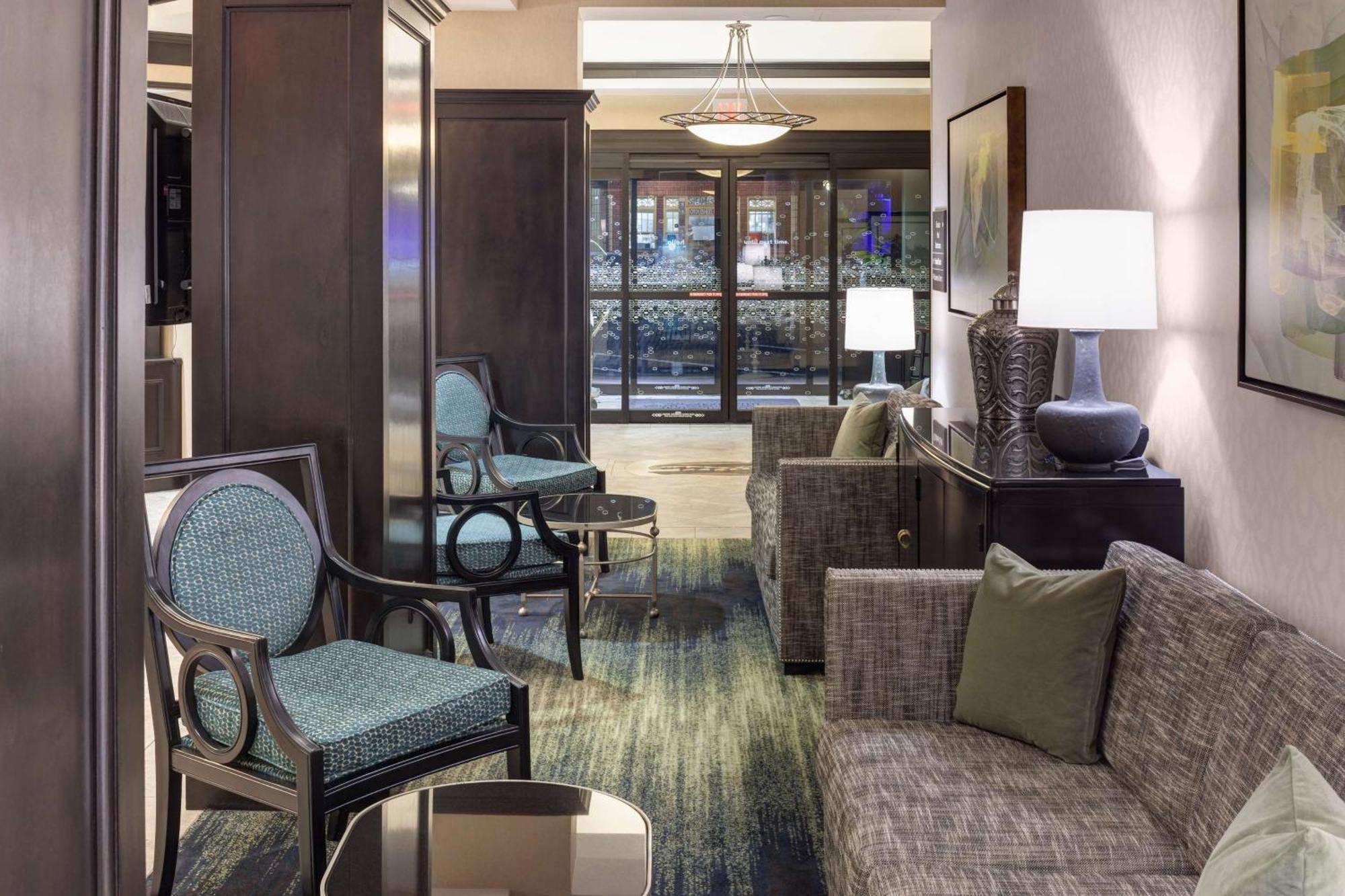 Hampton Inn & Suites Gainesville Downtown Esterno foto
