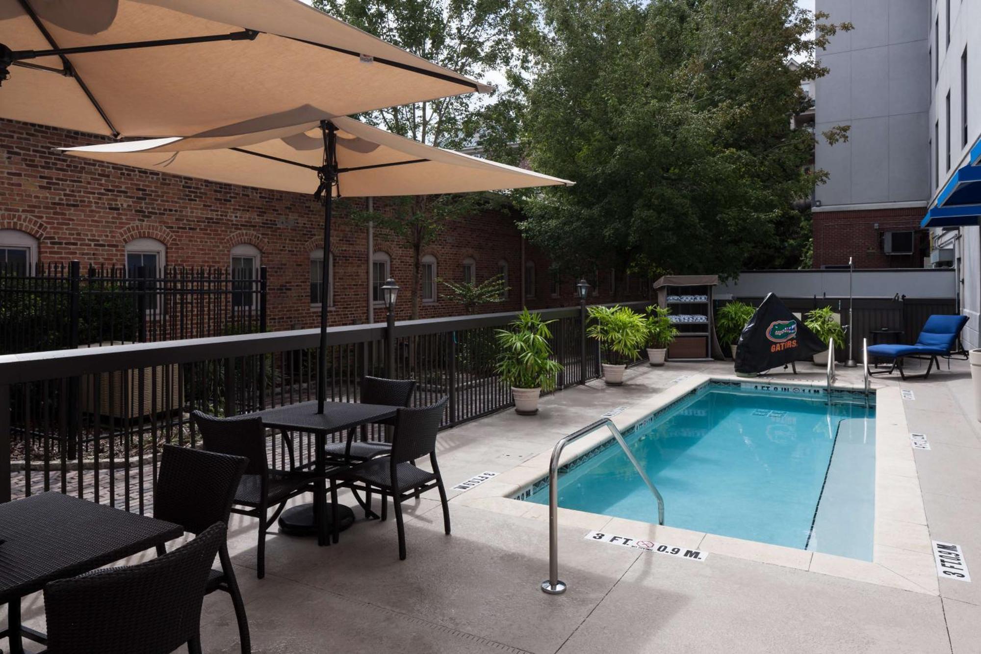Hampton Inn & Suites Gainesville Downtown Esterno foto