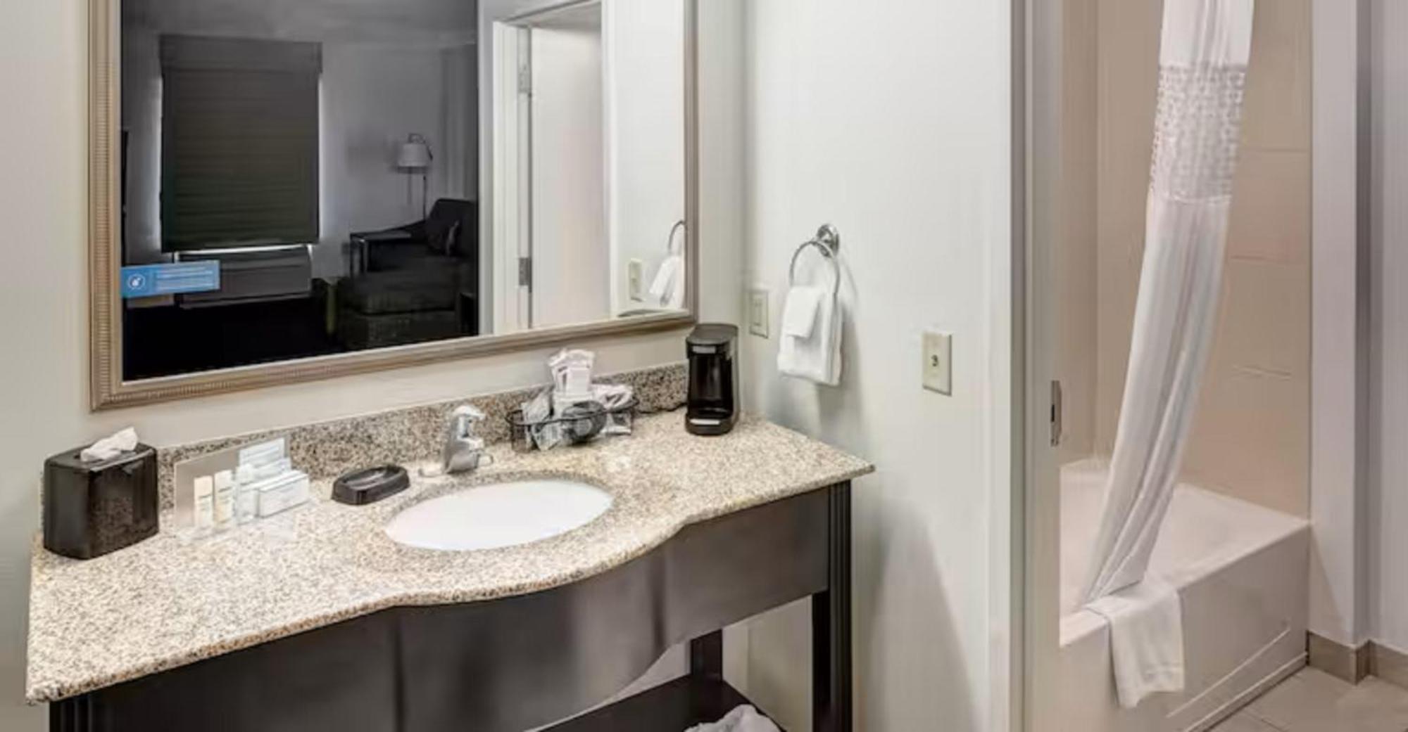 Hampton Inn & Suites Gainesville Downtown Esterno foto